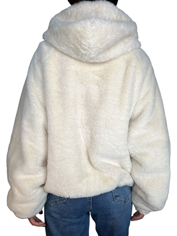 Peludo Blanco