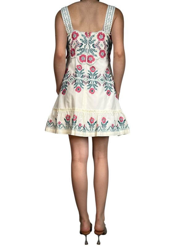 Vestido Bordado