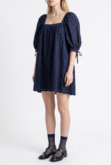 Vestido Mangas Globo