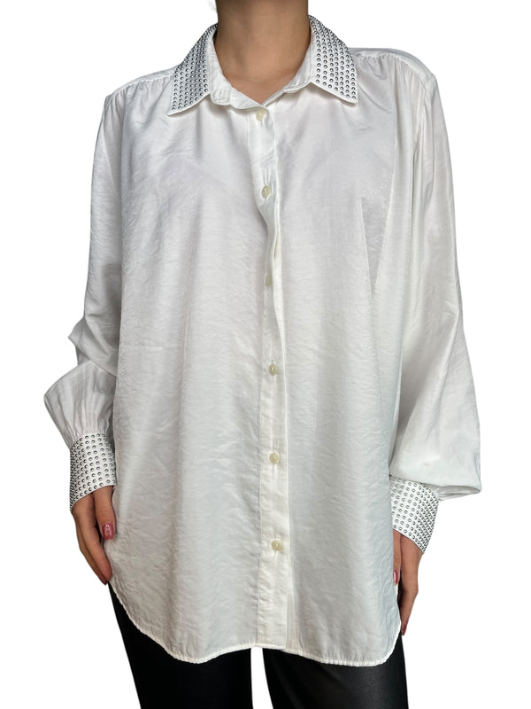 Blusa Tachas