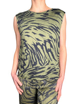 Polera Líneas Estampadas