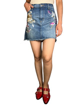 Falda May