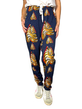 Buzo Corazones Tigre