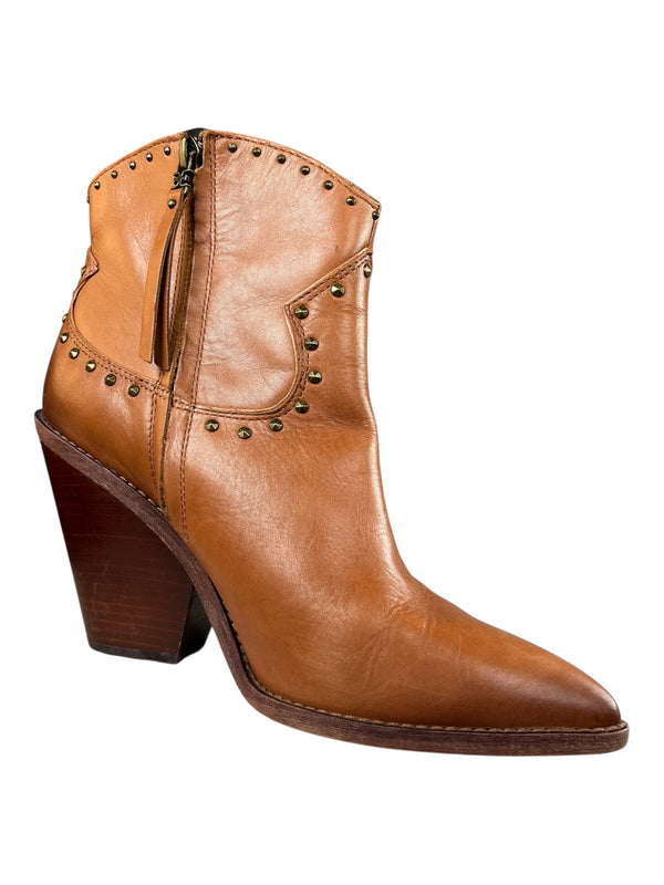 Botines Tachas