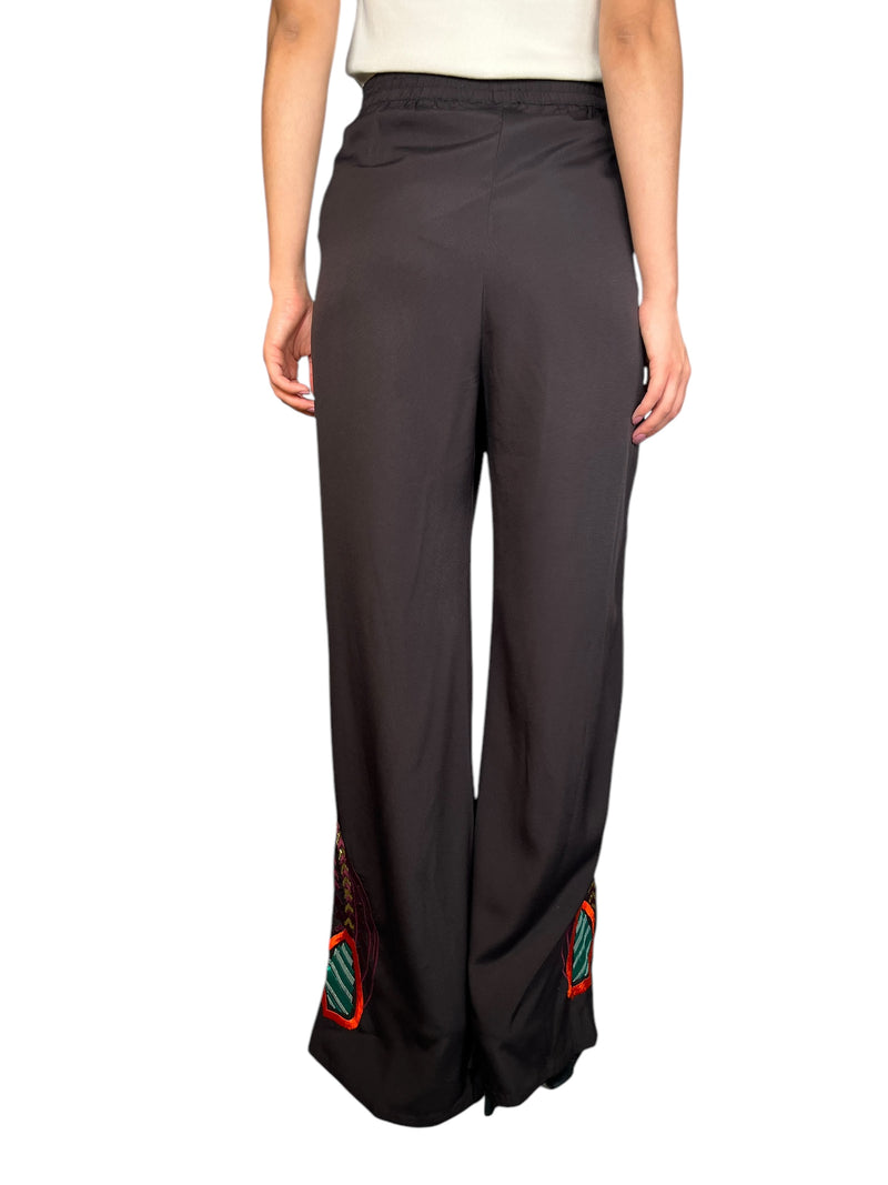 Pantalón Bordado