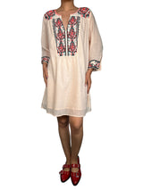 Vestido Rosado Bordado