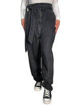 Jeans Rectos Cinturón
