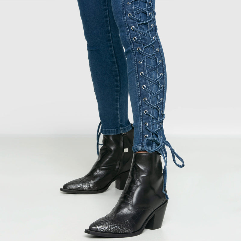 Jeans Akira