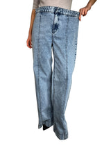 Jeans Daniela Bustamante x Basement 