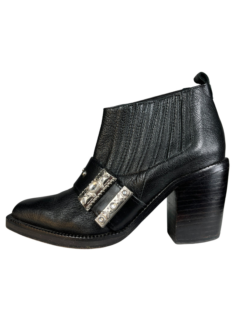 Botines Aplicación Hebilla