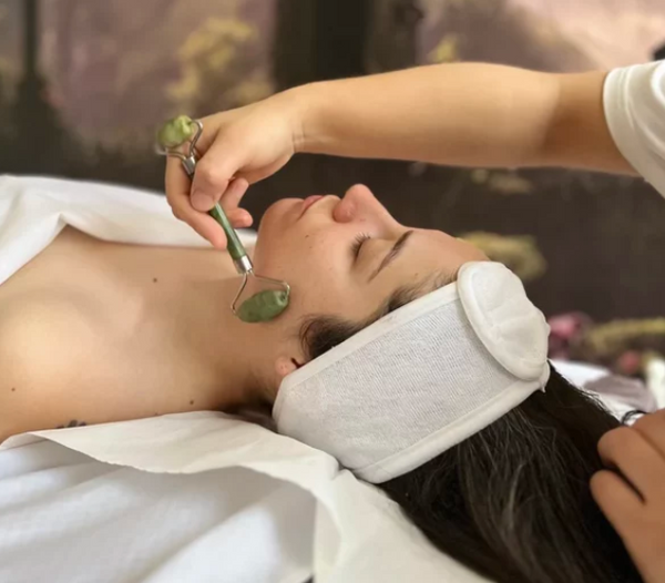 Glowing Facial (50 min)