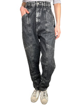 Jeans Mom