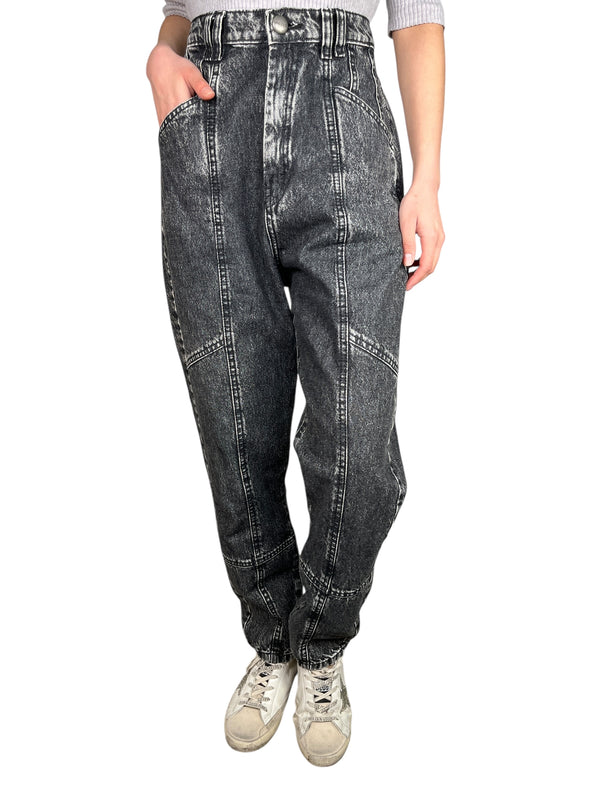Jeans Mom