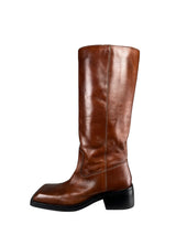 Botas Punta Cuadrada