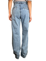 Jeans Daniela Bustamante x Basement 