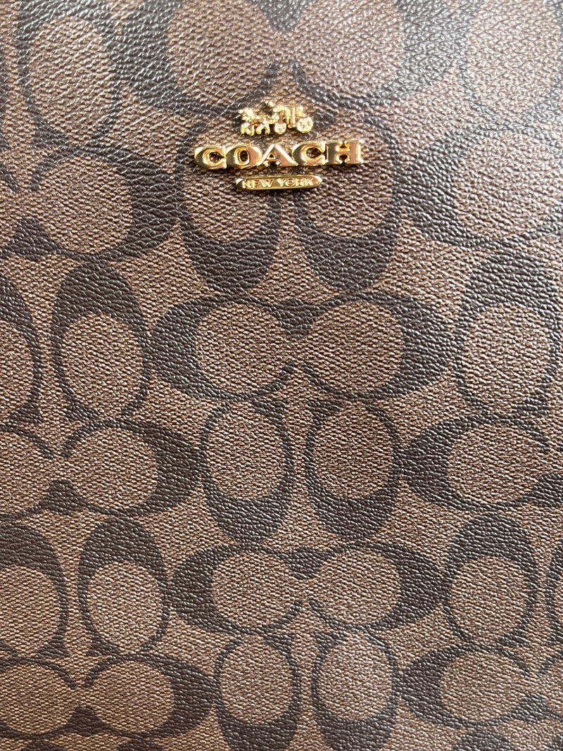 Cartera Monogram Cuero