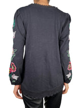 Polera Mangas Bordadas