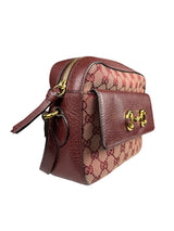 Bandolera Monogram Burdeo