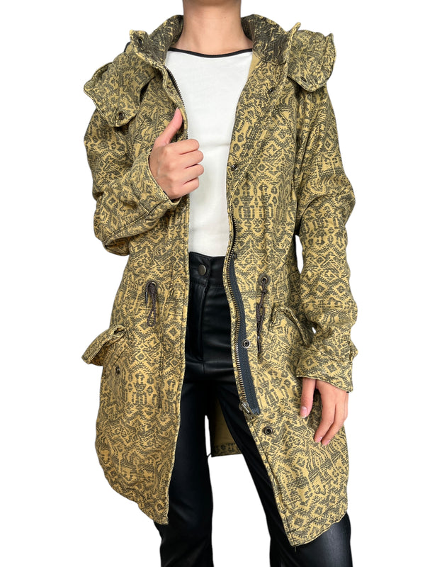 Chaqueta Con Capucha Desmontable
