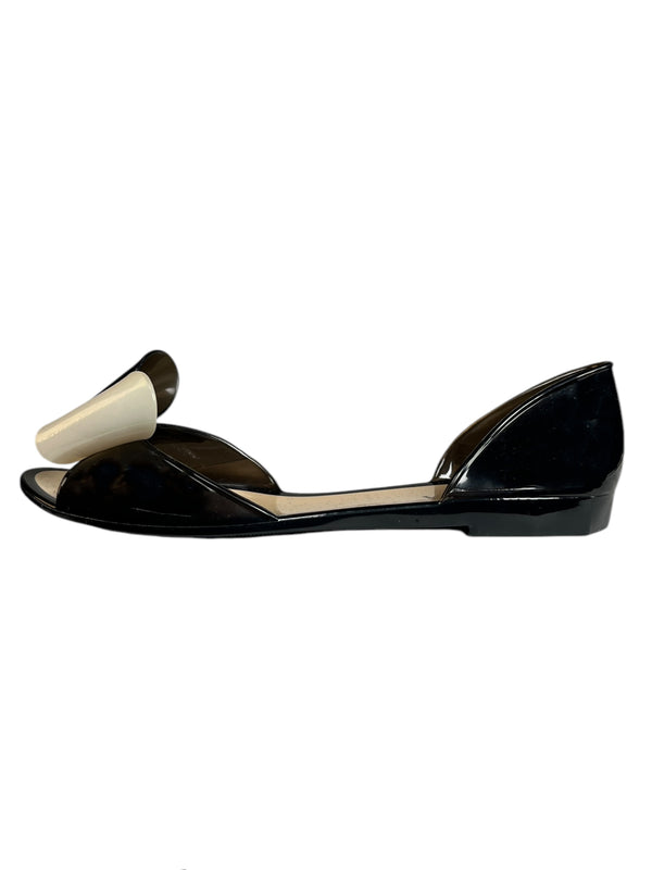 Flats Lazo