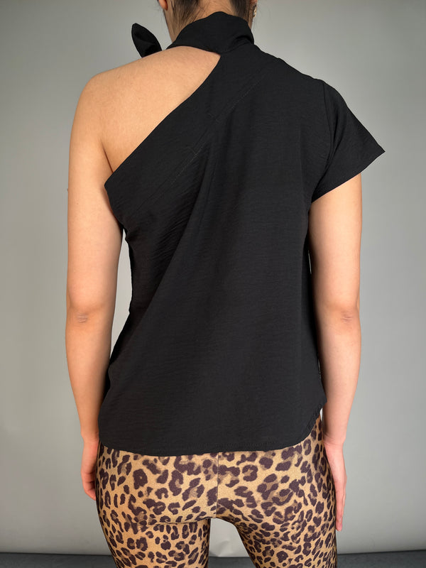 Blusa Asimétrica