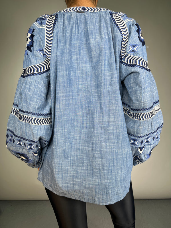 Blusa Bordada