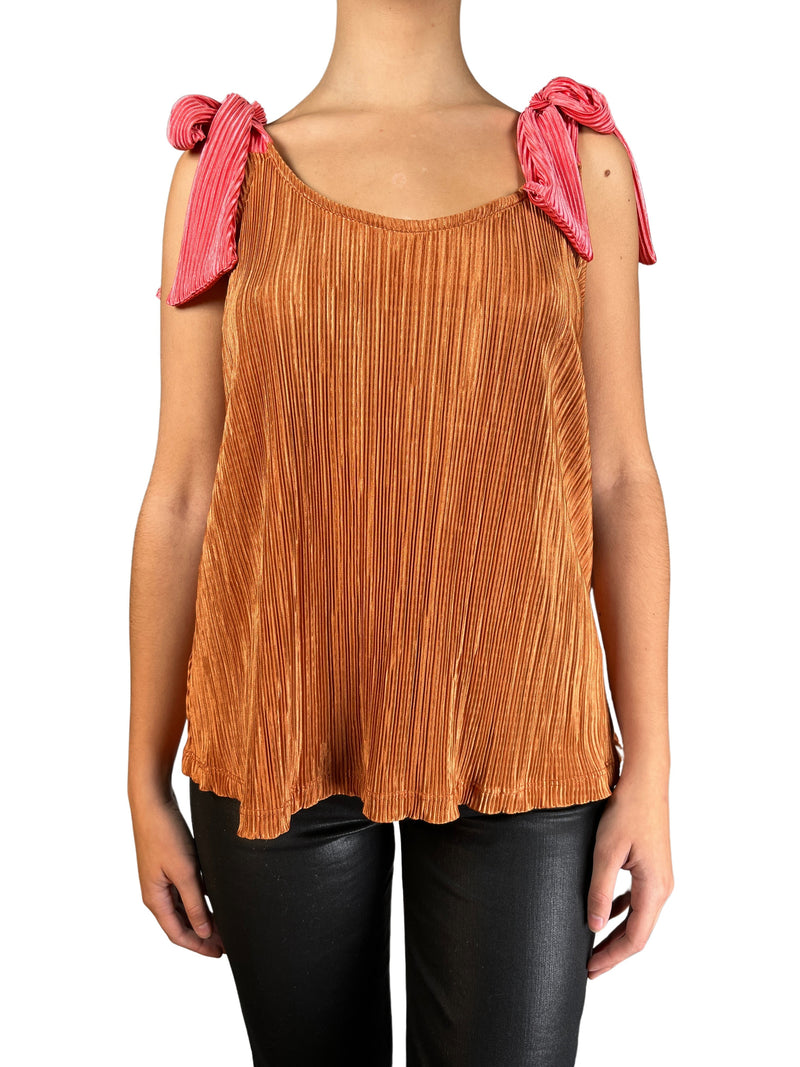 Polera Camel Lazo Rosado