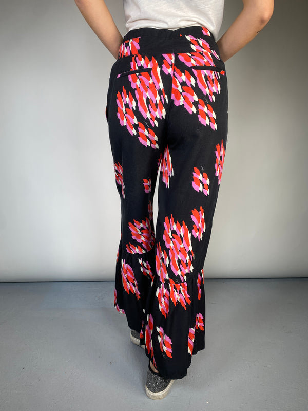 Pantalón Negro Estampado