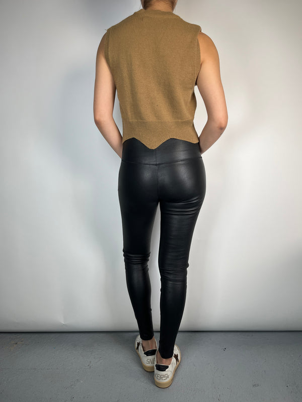 Sweater Sin Mangas Café