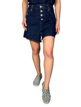 Short Buttons