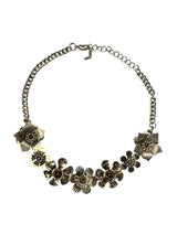 Collar Flores Dorado