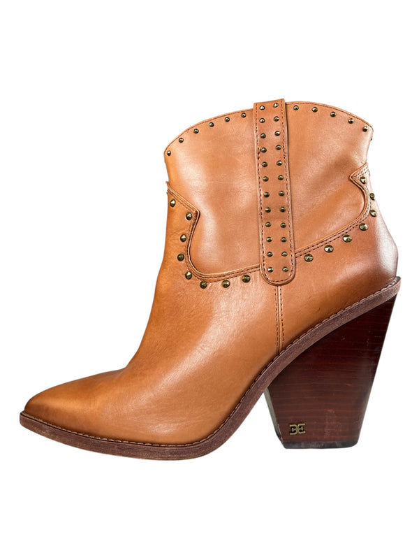 Botines Tachas