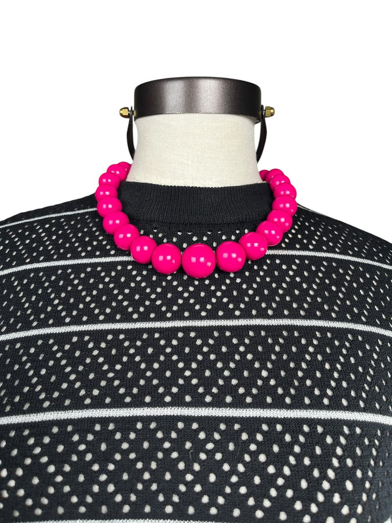 Collar Esferas Fucsia