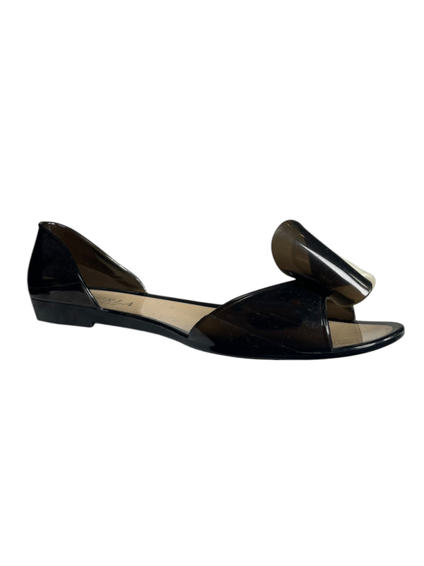 Flats Lazo