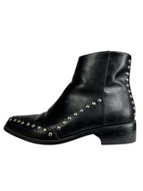 Botines Tachas