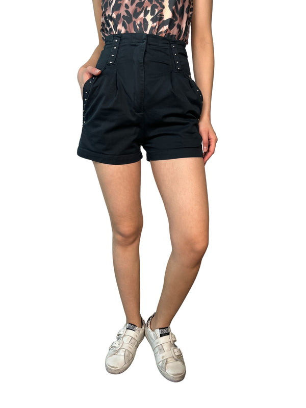 Short Tachas