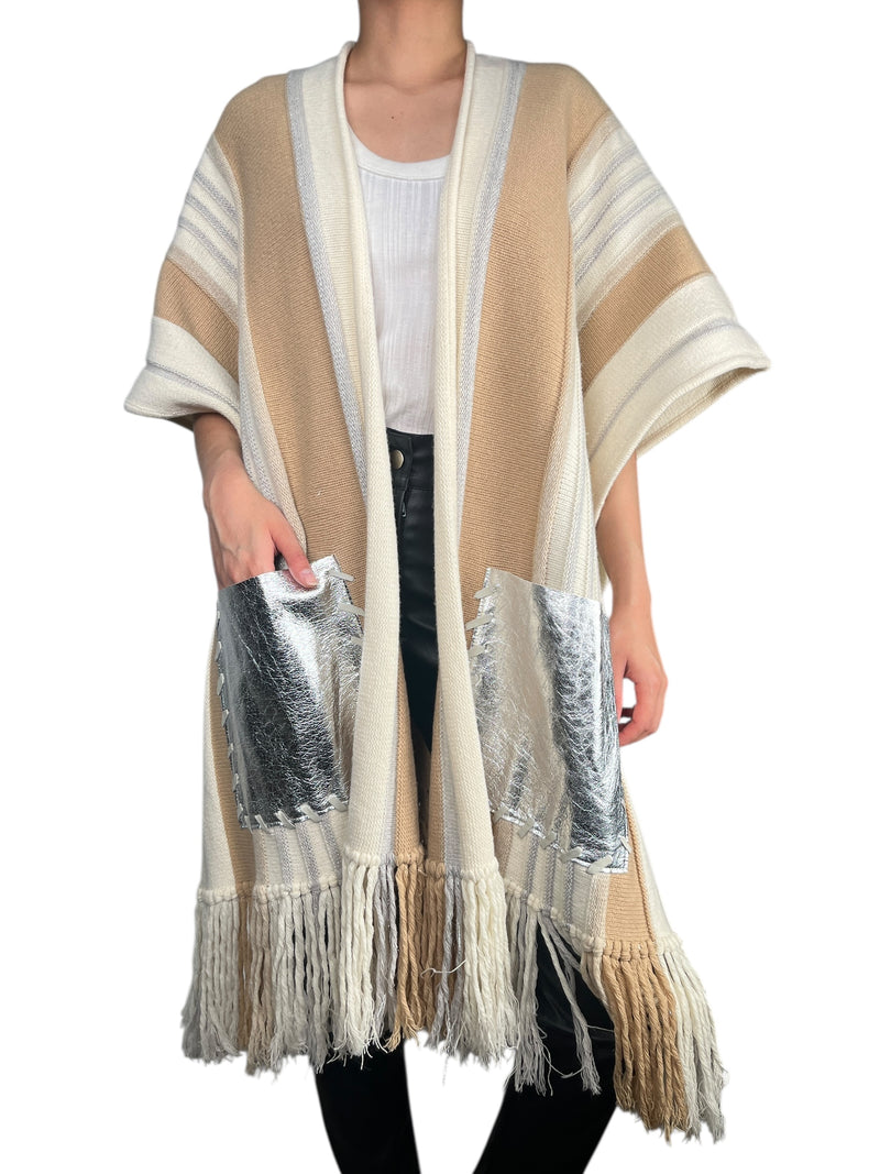 Poncho Beige Fibras Metalizadas