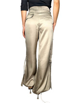 Pantalón Cargo Satinado