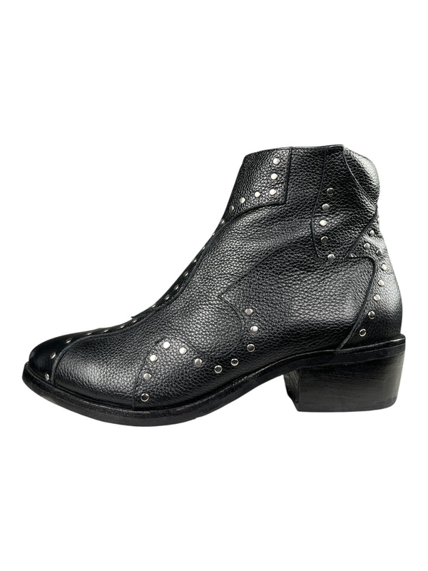 Botines Tachas