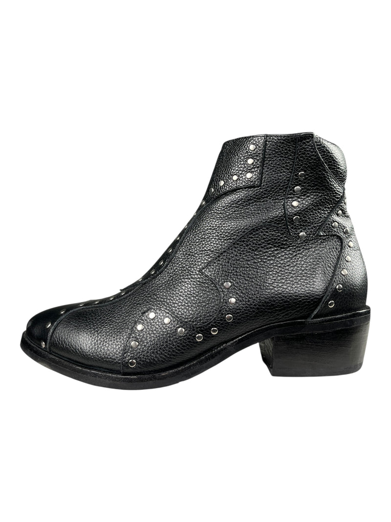 Botines Tachas