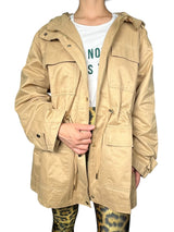 Chaqueta Con Capucha
