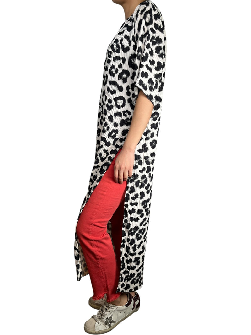 Blusa Larga Tajos