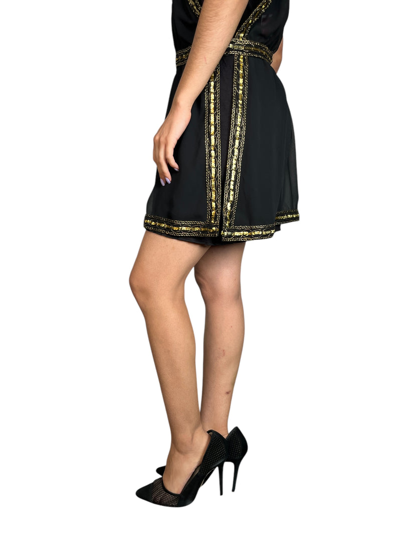 Vestido Traslúcido Aplicaciones