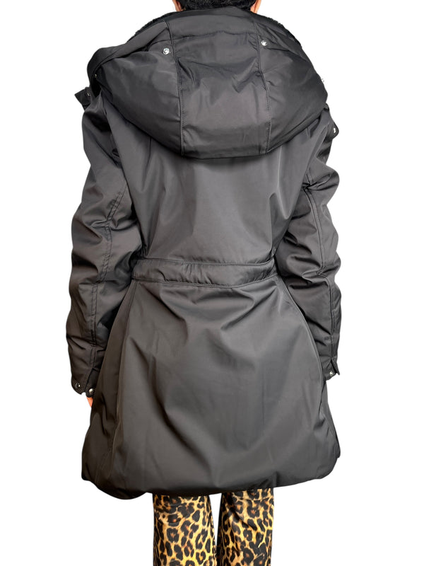 Parka Negra