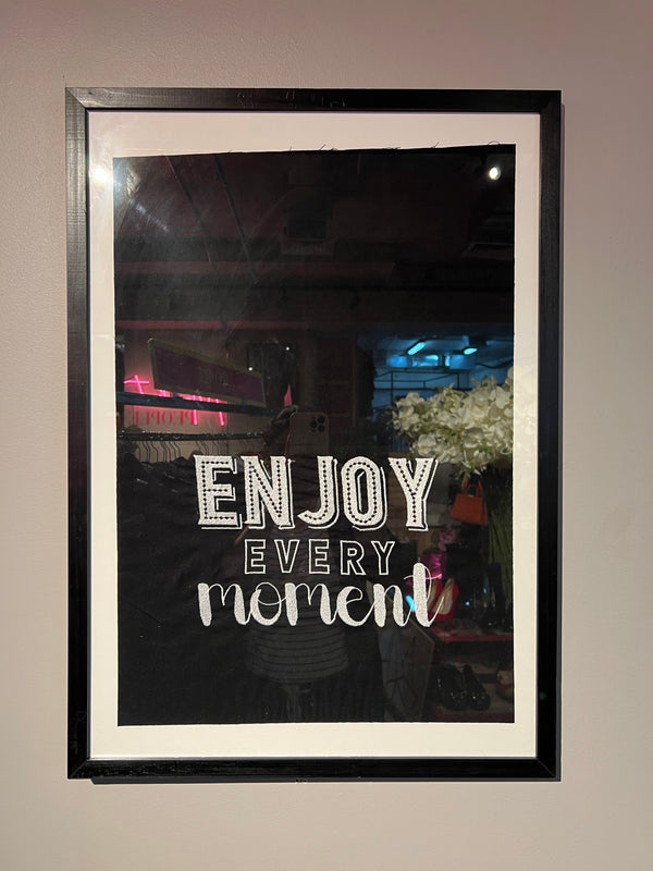 Cuadro Bordado Enjoy Every Moment