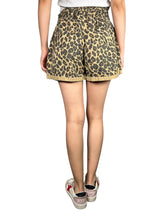 Shorts Leopardo