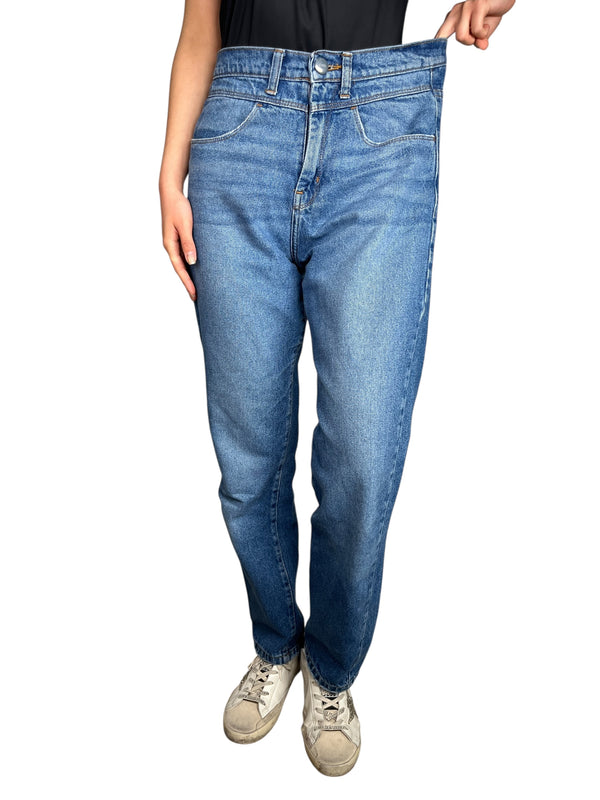 Jeans Mom