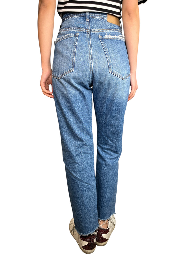 Jeans Mom