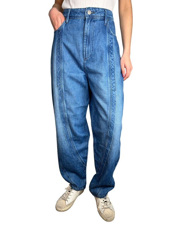 Jeans Mom