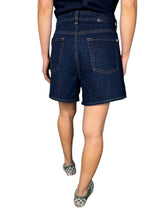 Short Buttons